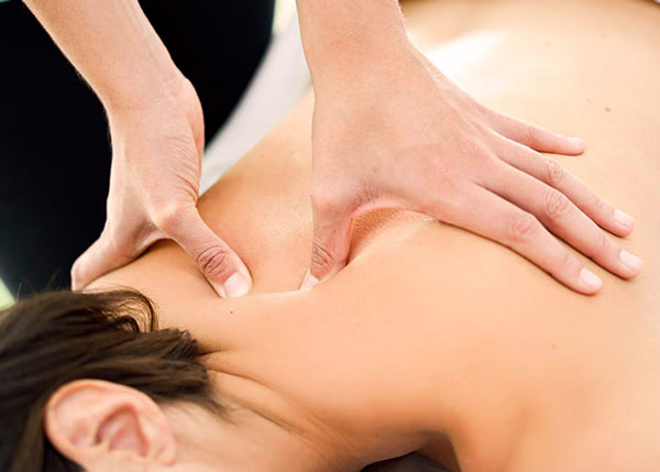 MASAJE Y TERAPIA MANUAL
